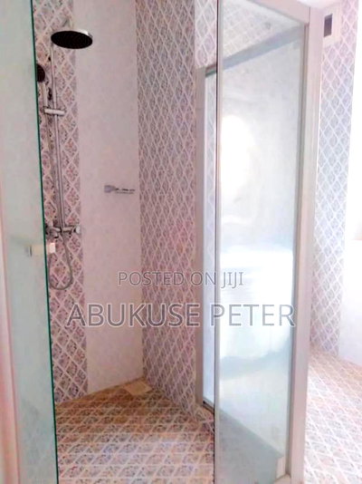 3bdrm Apartment in Nyali for rent - Image 12