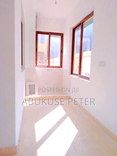 3bdrm Apartment in Nyali for rent - Image 5