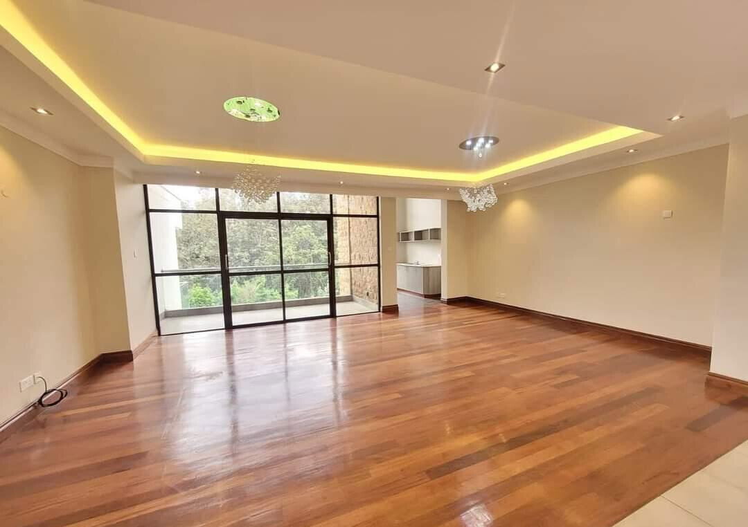 5-Ensuite Villa on Half-Acre with Sunken Lounge & Infinity Pool – Karen