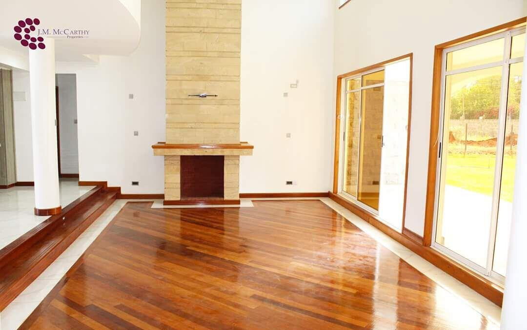 Half-Acre Townhouse with DSQ & Modern Finishes – Karen