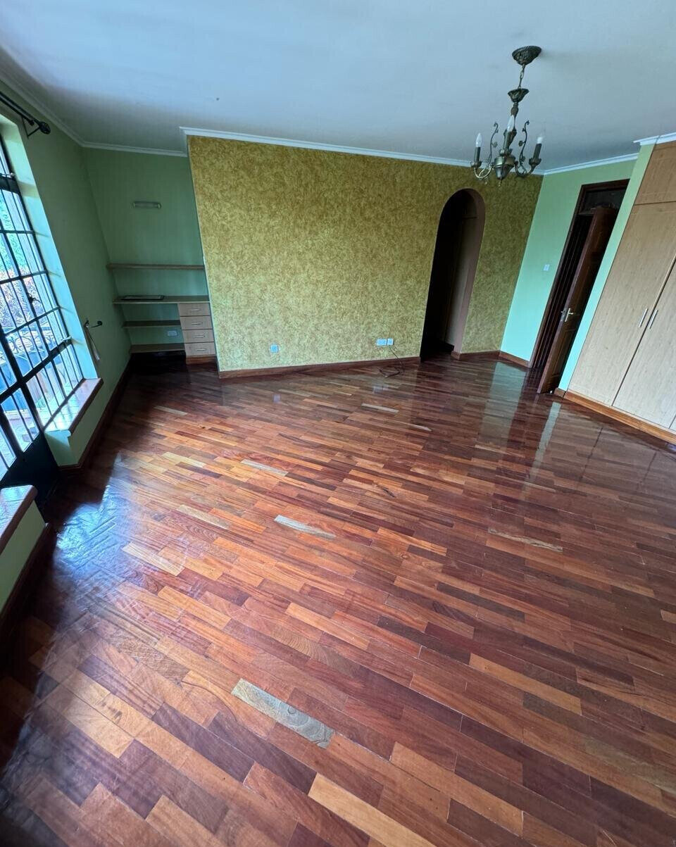 Trident Villas 4-Ensuite Townhouse with DSQ & Inverter - Lavington