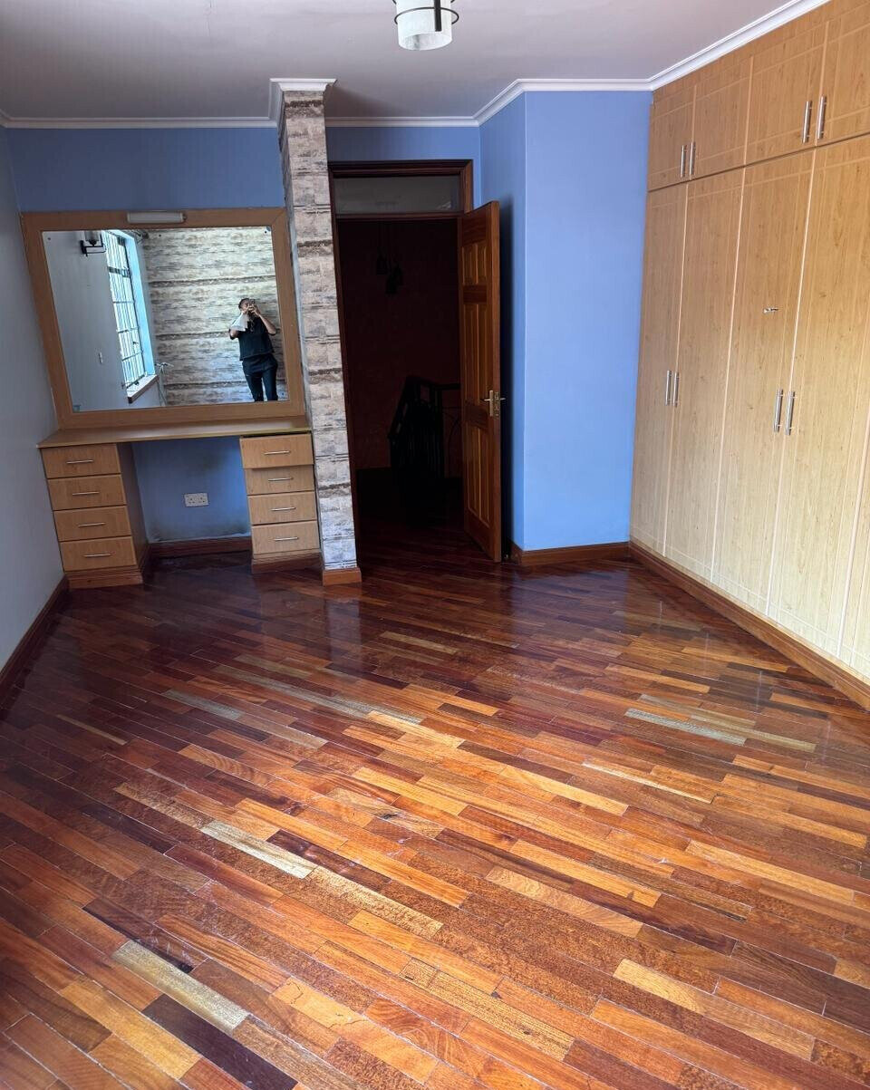 Trident Villas 4-Ensuite Townhouse with DSQ & Inverter - Lavington