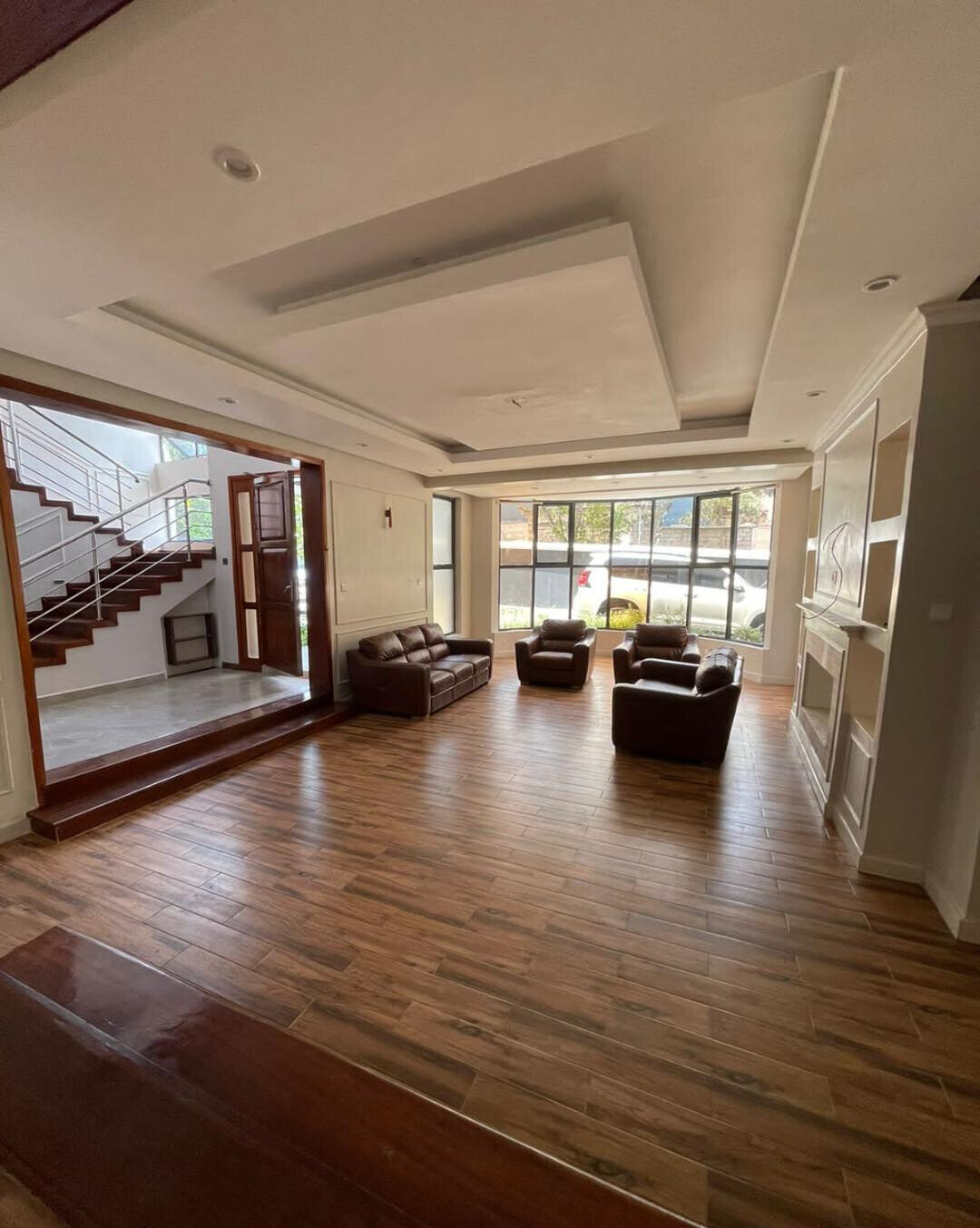 5-Ensuite Townhouse with DSQ & Garden - Lavington KES 100M