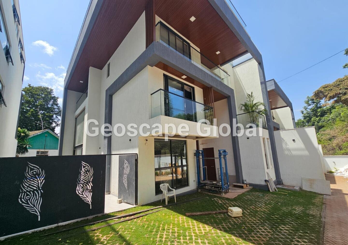 5-Ensuite Townhouse with Private Garden & DSQ - Lavington
