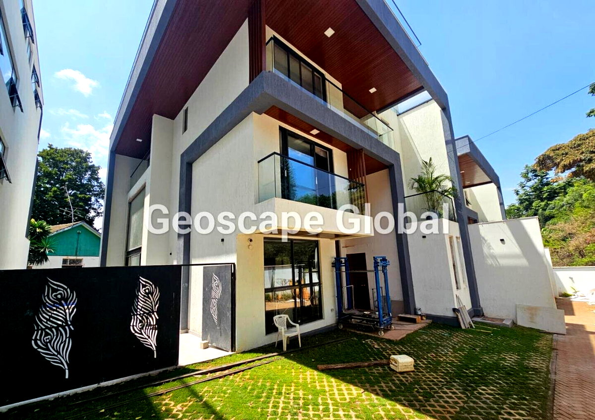 5-Ensuite Townhouse with Private Garden & DSQ - Lavington