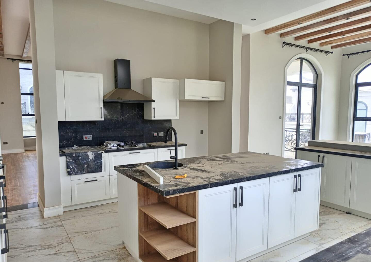 5-Ensuite Townhouse with Clubhouse & Pool - Loresho Gated Estate