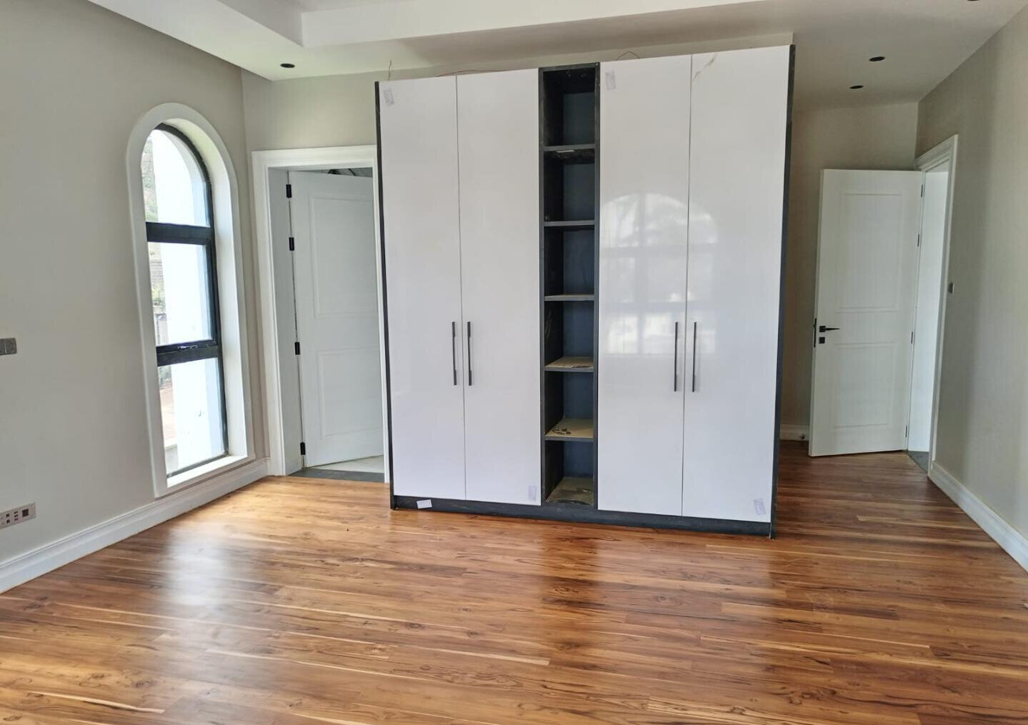 5-Ensuite Townhouse with Clubhouse & Pool - Loresho Gated Estate