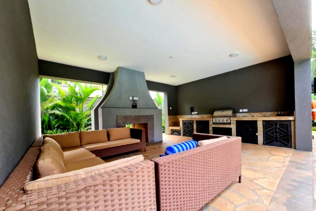 5 En-Suite Townhouse with Pool & Gym - Kitisuru, UN Area