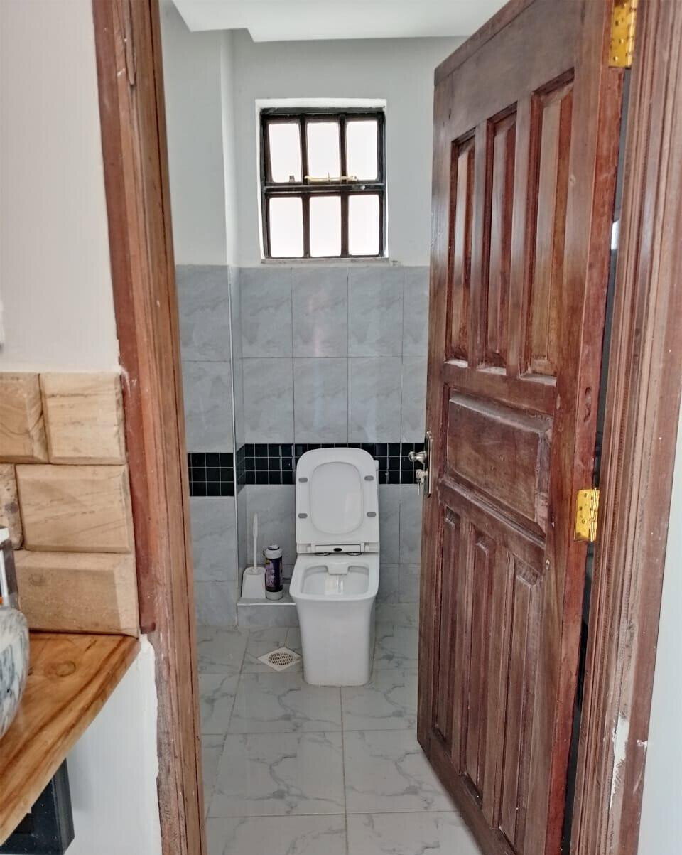 4BR All En-Suite Townhouse with Dam View & Granite Kitchen - Kiserian