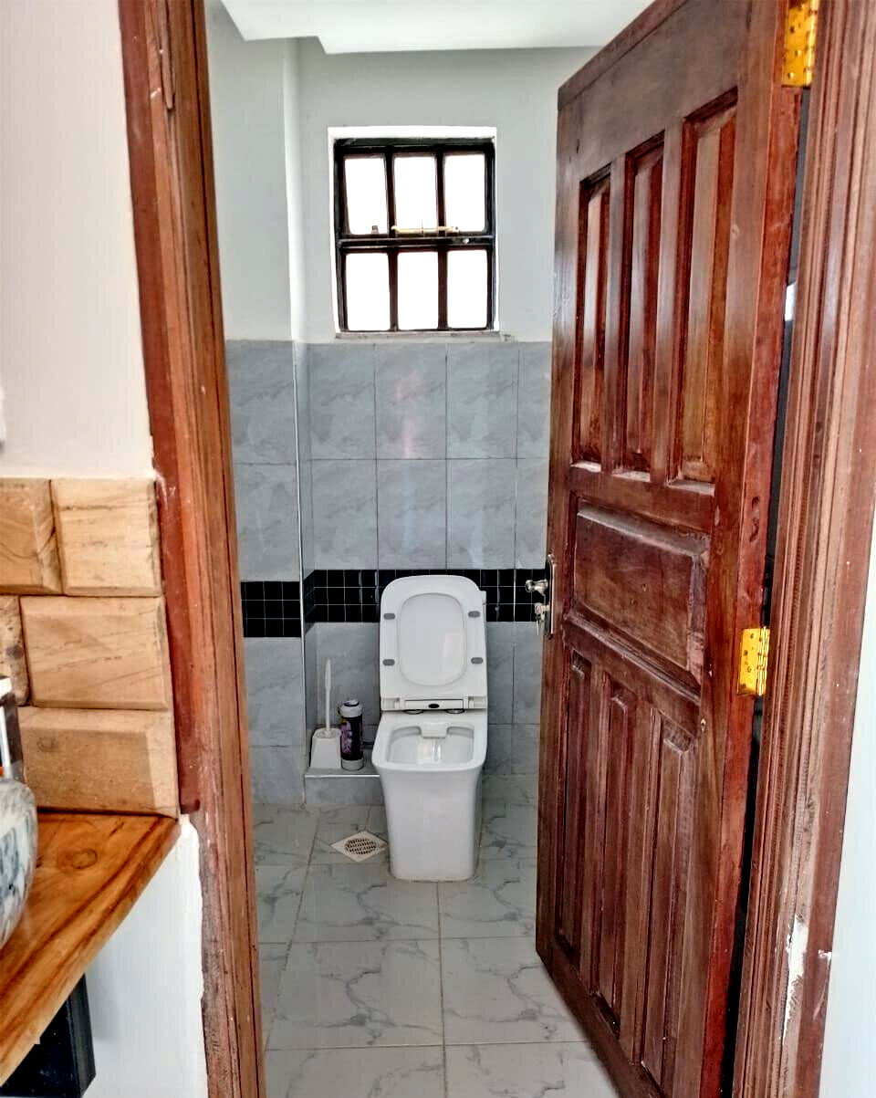 4BR All En-Suite Townhouse with Dam View & Granite Kitchen - Kiserian