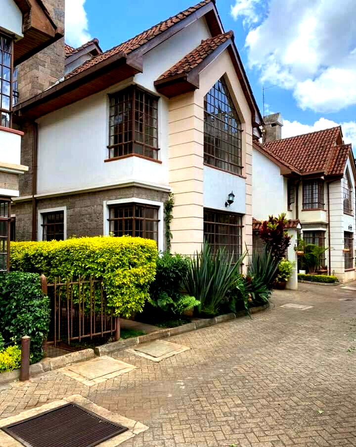Quick Sale 5-Ensuite Townhouse with DSQ in Lavington - KES 63M