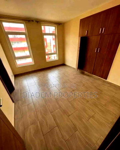 3bdrm Apartment in Kilimani for rent - Image 5
