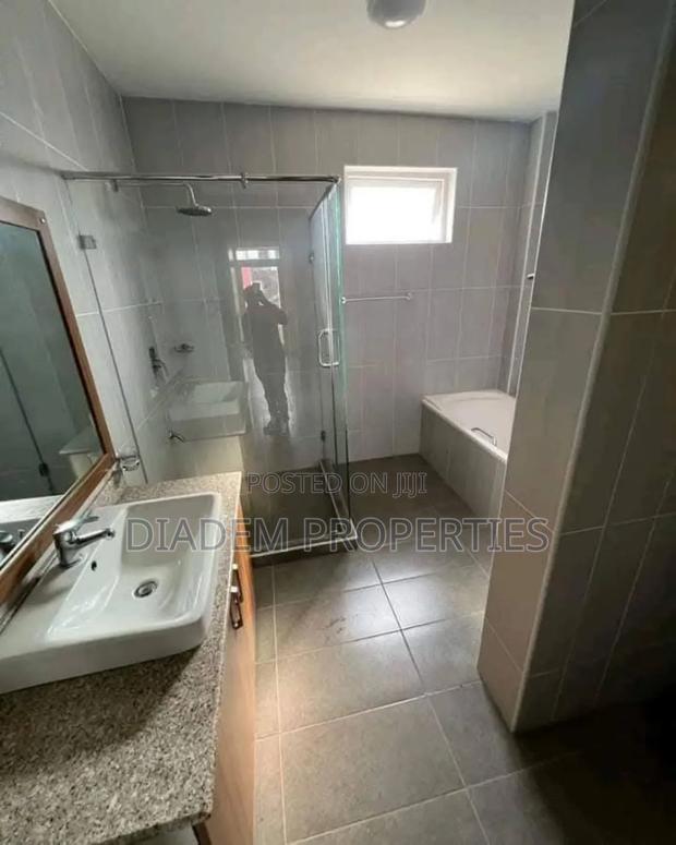 3bdrm Apartment in Kilimani for rent