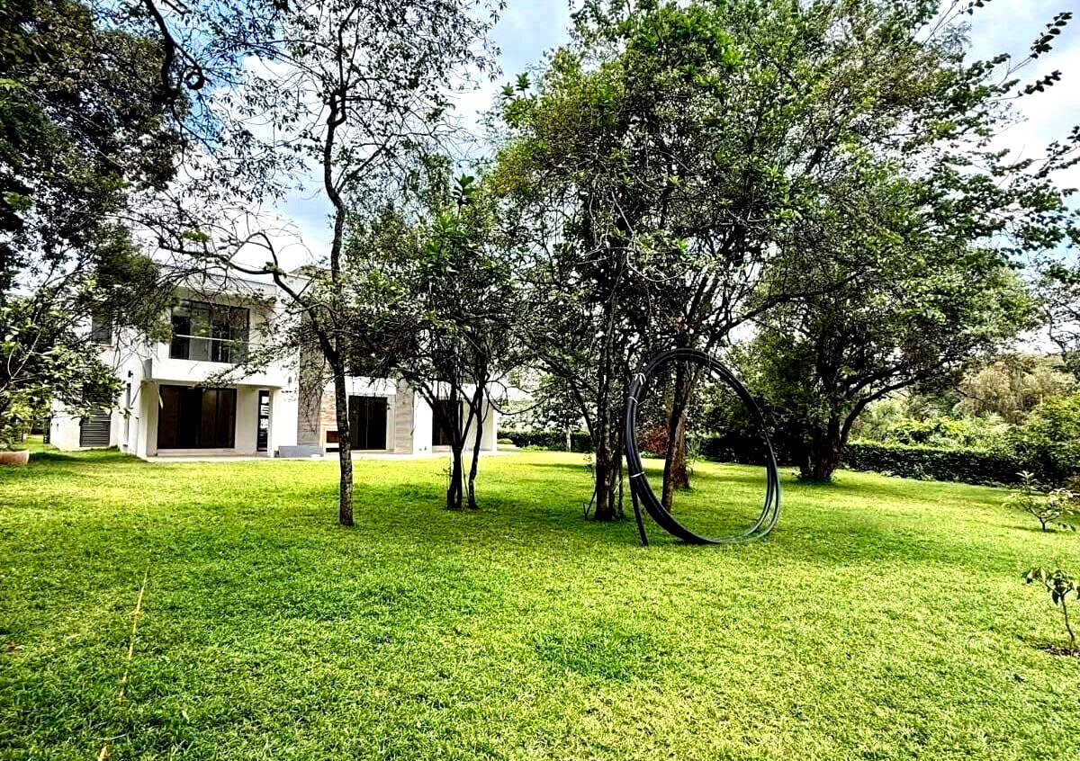 5-Ensuite Villa with Office & Clubhouse – Hardy, Karen