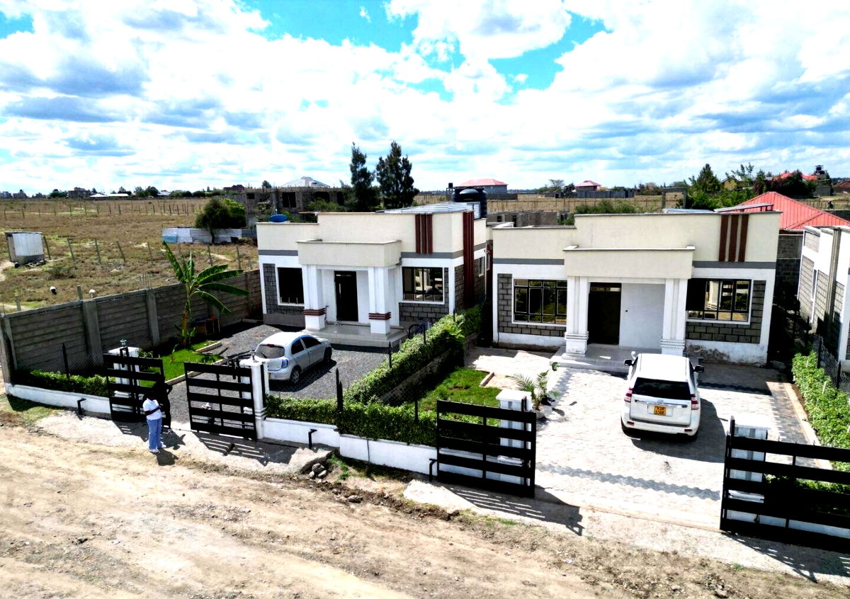 3BR Flat Roof Bungalow in 50x100 Compound - Kitengela