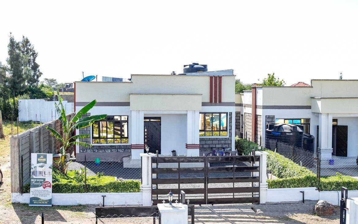 3BR Flat Roof Bungalow in 50x100 Compound - Kitengela