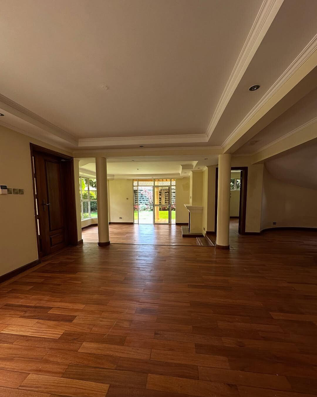 5-Ensuite Townhouse with Gym & Solar Heating - Lavington