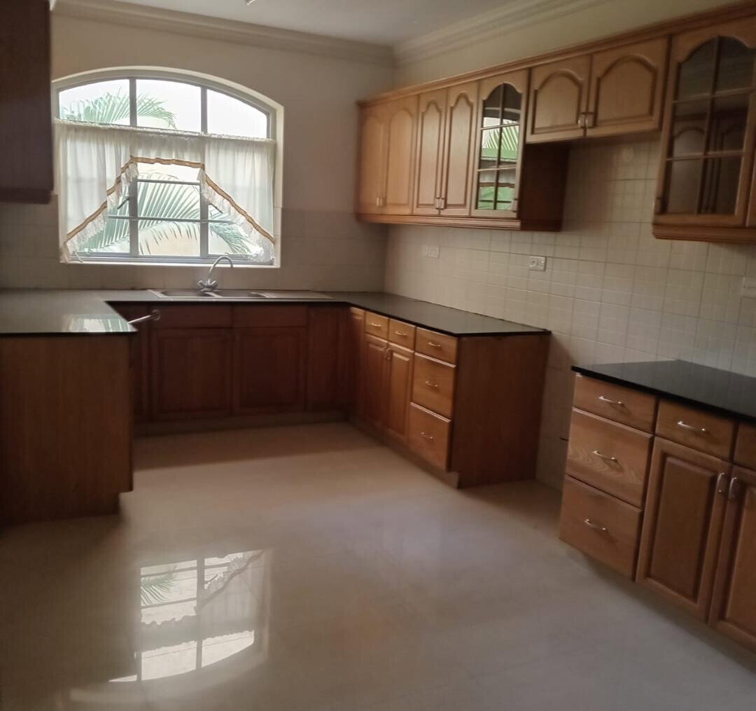 3BR Riverside Apartment with Staff Quarters & Parking
