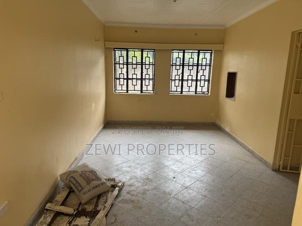 3bdrm Bungalow in Oluulua for sale