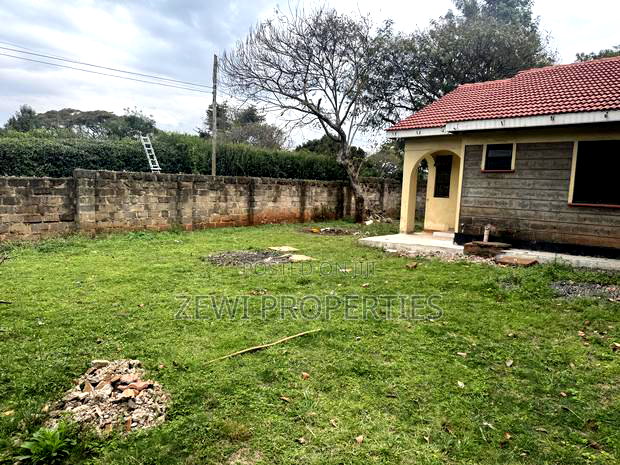 3bdrm Bungalow in Oluulua for sale