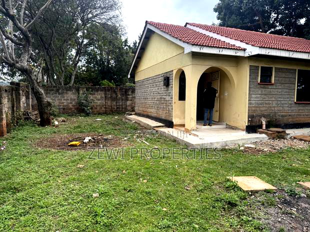 3bdrm Bungalow in Oluulua for sale