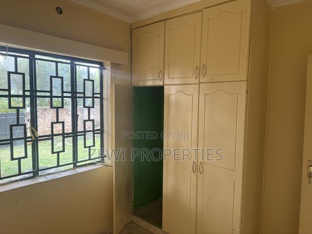 3bdrm Bungalow in Oluulua for sale