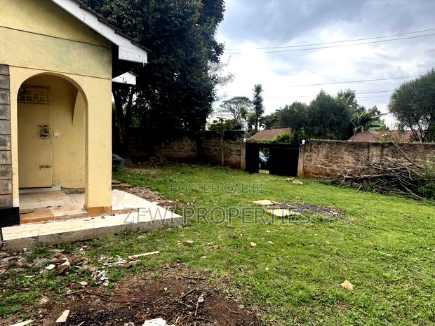 3bdrm Bungalow in Oluulua for sale