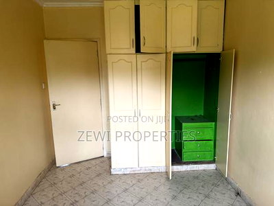 3bdrm Bungalow in Oluulua for sale - Image 8