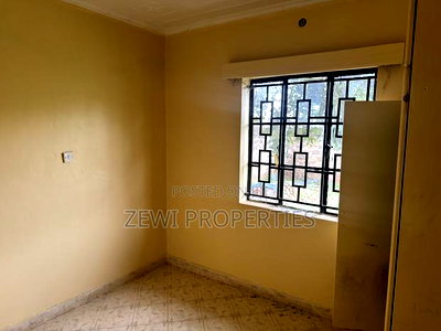 3bdrm Bungalow in Oluulua for sale - Image 9