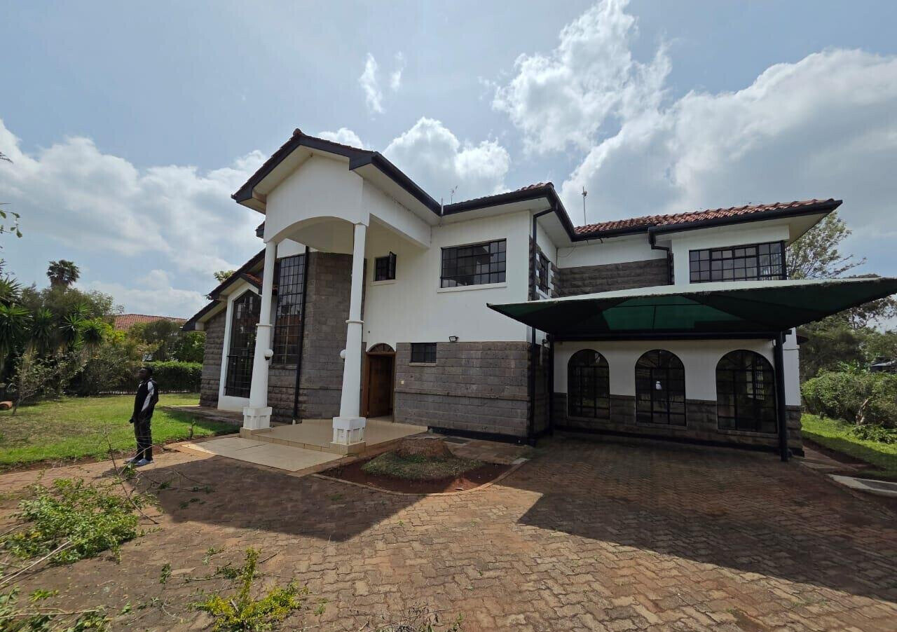 5-Bed Townhouse on Half-Acre Near Rubius & Nairobi Academy – Karen