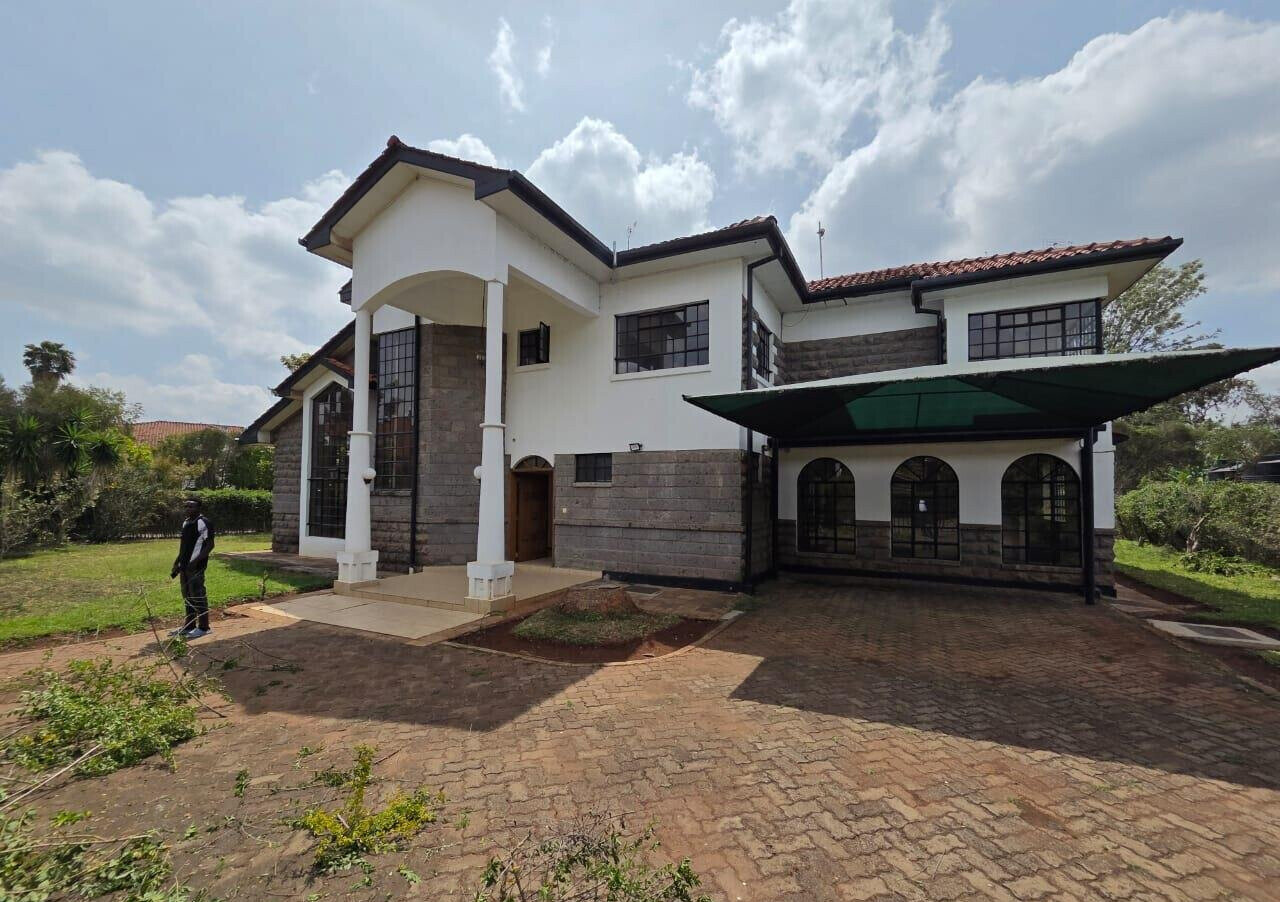 5-Bed Townhouse on Half-Acre Near Rubius & Nairobi Academy – Karen