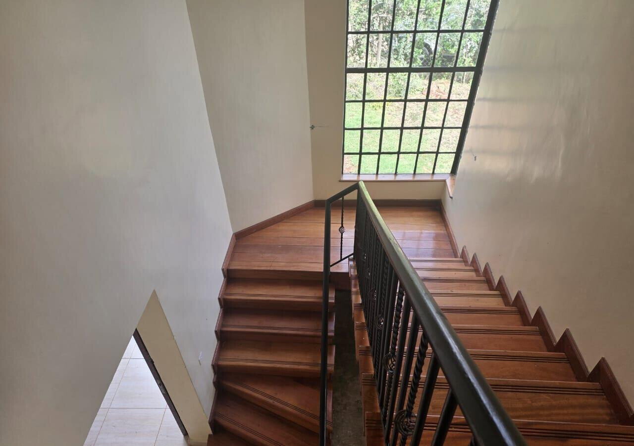5-Bed Townhouse on Half-Acre Near Rubius & Nairobi Academy – Karen