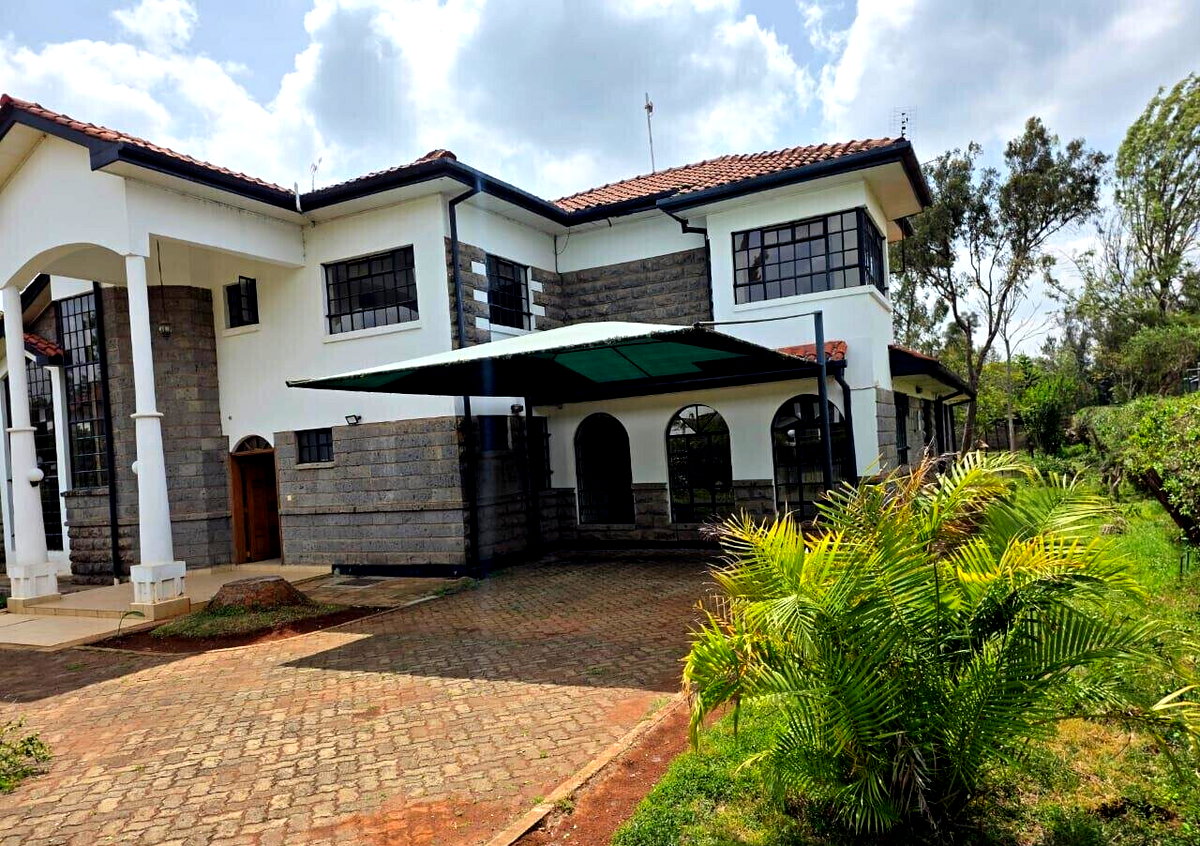 5-Bed Townhouse on Half-Acre Near Rubius & Nairobi Academy – Karen