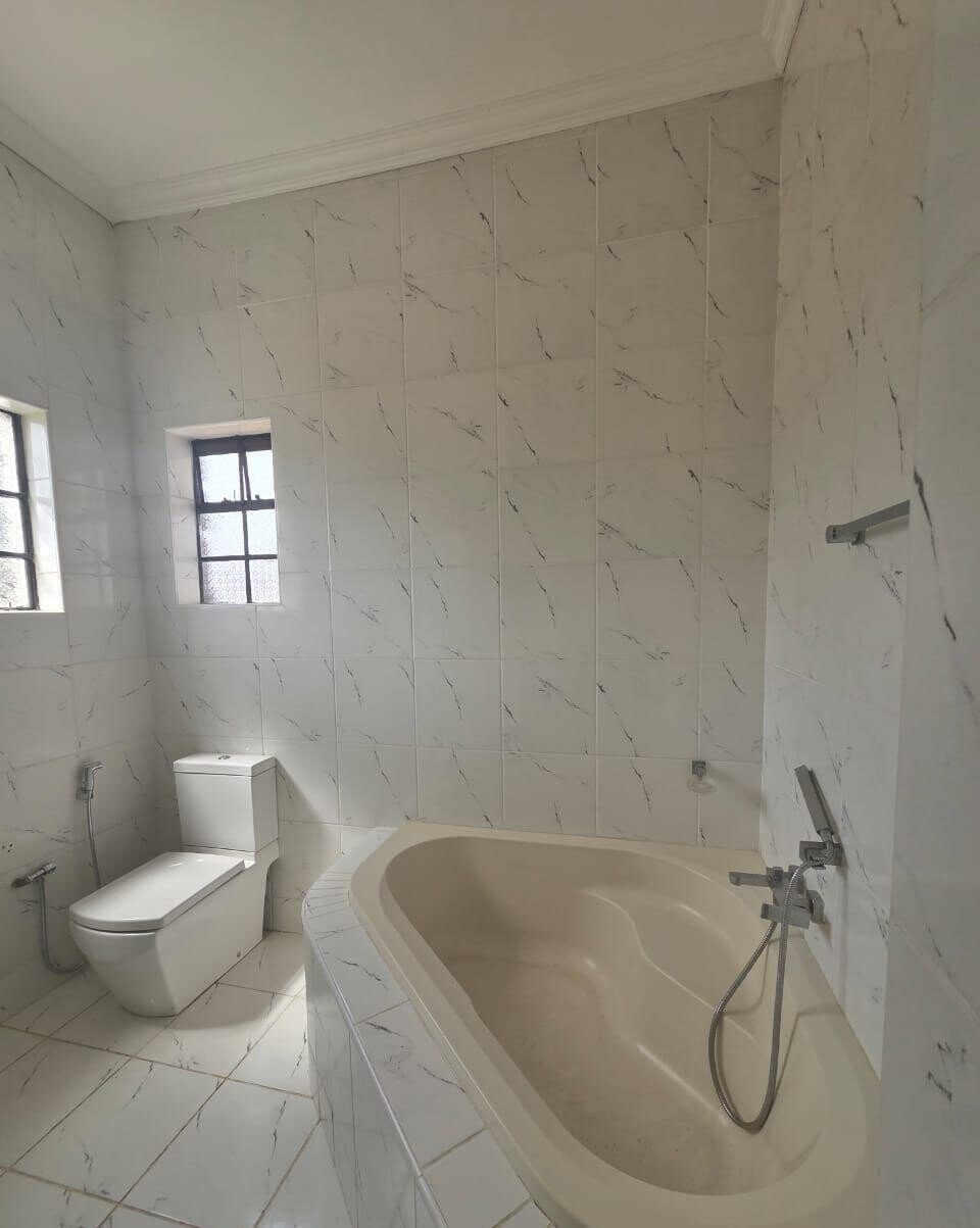 5-Bed Townhouse on Half-Acre Near Rubius & Nairobi Academy – Karen