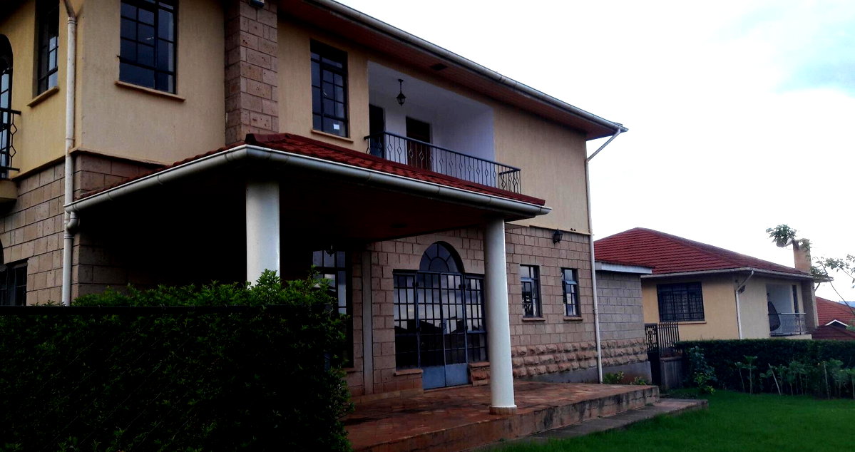 4BR All-Ensuite Townhouse with Fireplace & Pool – Peponi, Nairobi