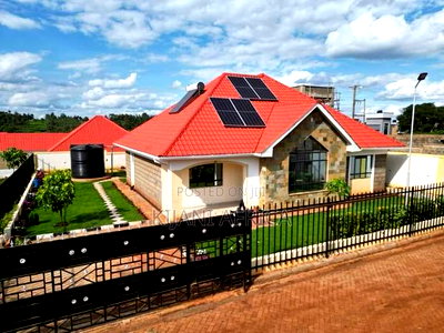 3bdrm Bungalow in Kenyatta Road / Theta for sale - Image 1