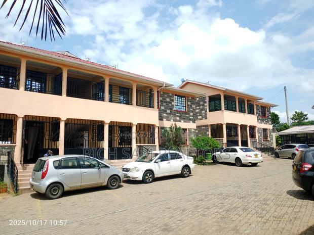 3bdrm Apartment in Kiamunyi, Nakuru Town West for rent