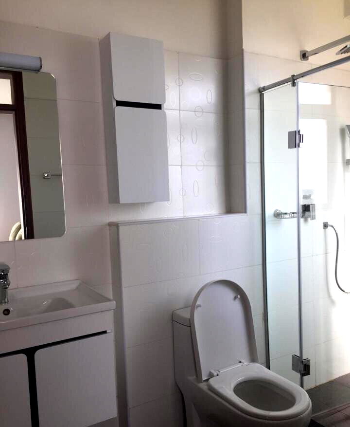5-Bedroom All-Ensuite Townhouse with Fireplace & DSQ - Runda