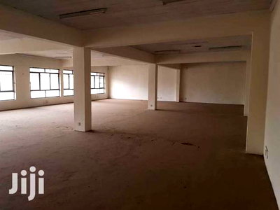 Godown In Industrial Area - Image 4