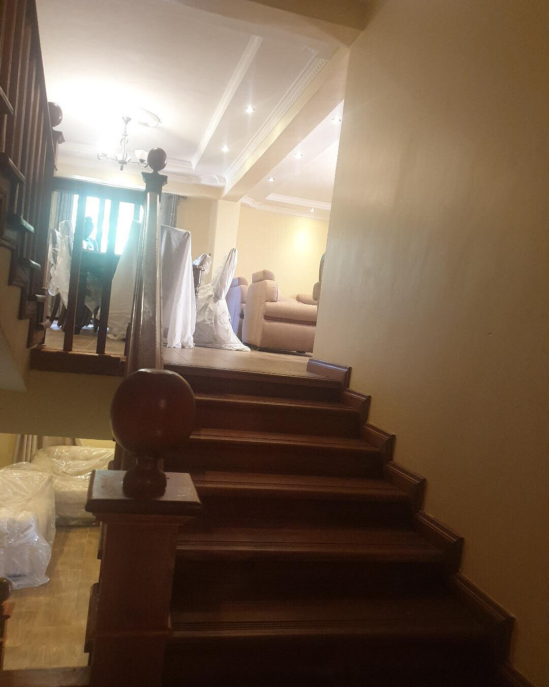 5BR All-Ensuite Townhouse with Jacuzzi & Solar - Lavington
