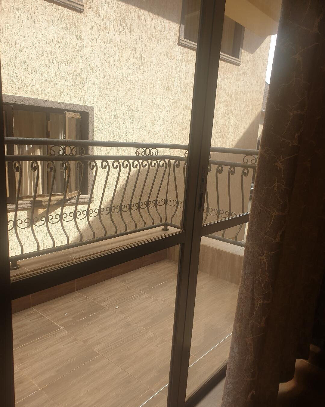 5BR All-Ensuite Townhouse with Jacuzzi & Solar - Lavington