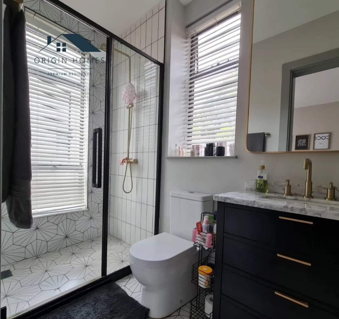 New 5BR Townhouse with Pool, Gym & UN Security Approval - Kitisuru