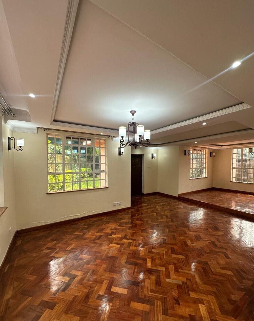 4-Ensuite Townhouse with Pool & Clubhouse Access - Lavington