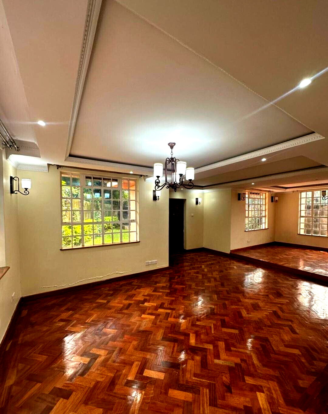 4-Ensuite Townhouse with Pool & Clubhouse Access - Lavington