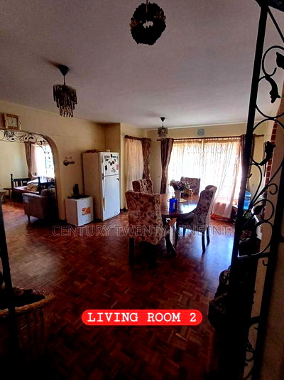 4bdrm Penthouse in Rehmat Apartments, Parklands/Highridge for sale - Image 4