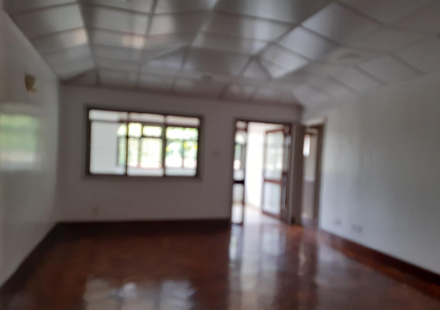 Spacious 6BR Home with Garden