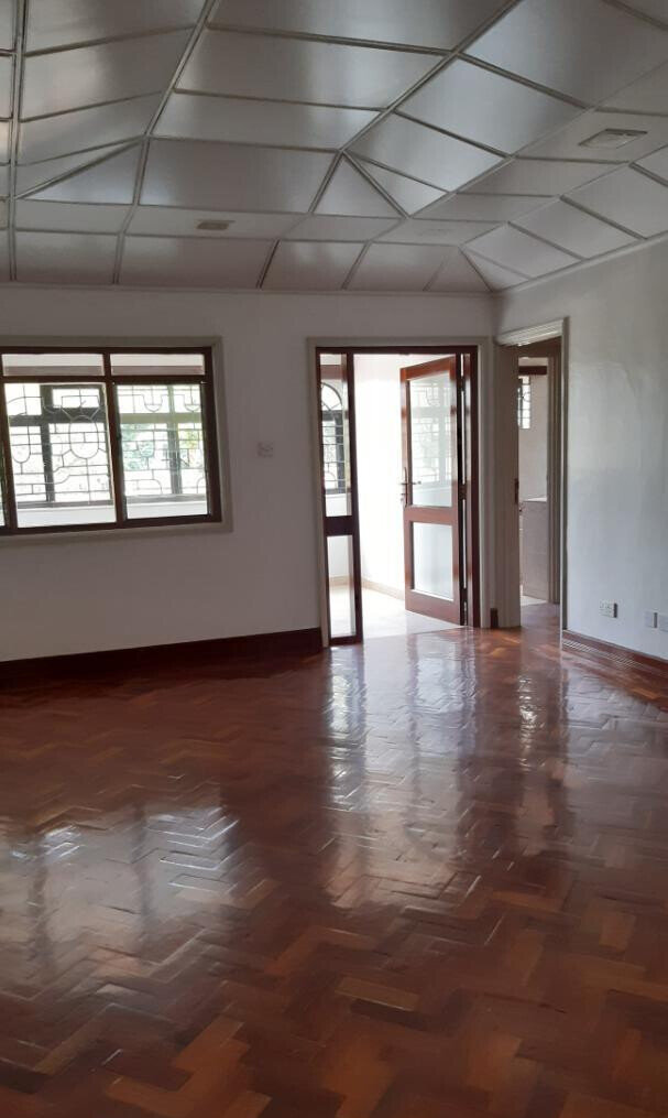 Spacious 6BR Home with Garden