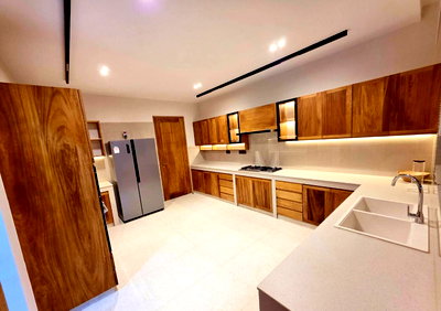 1/2 Acre 3BR Apartment in Nyali