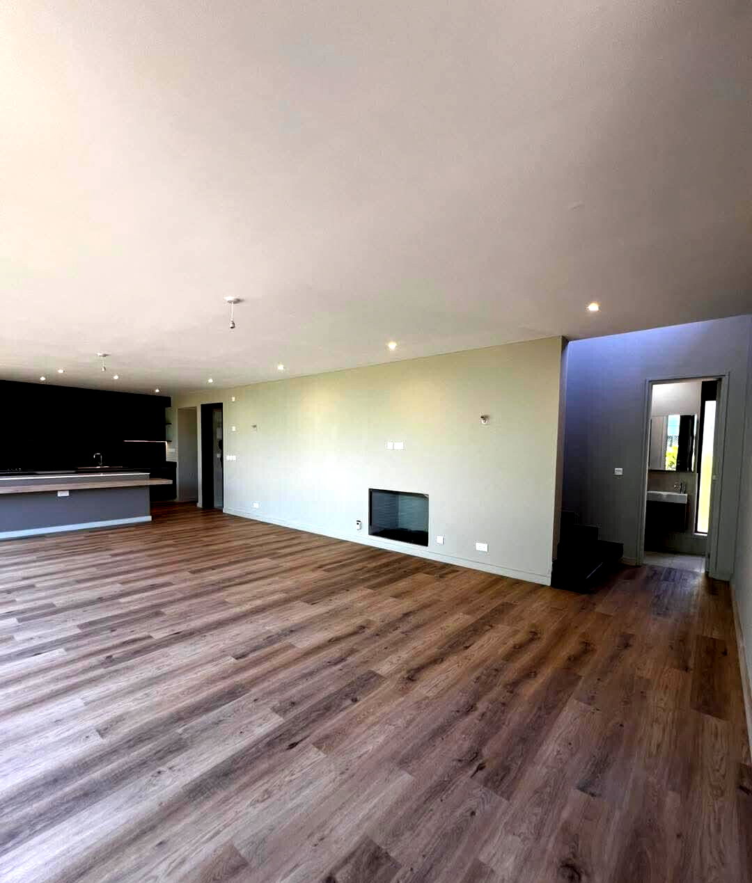 4BR Townhouse with Clubhouse, Pool & Gym - Runda