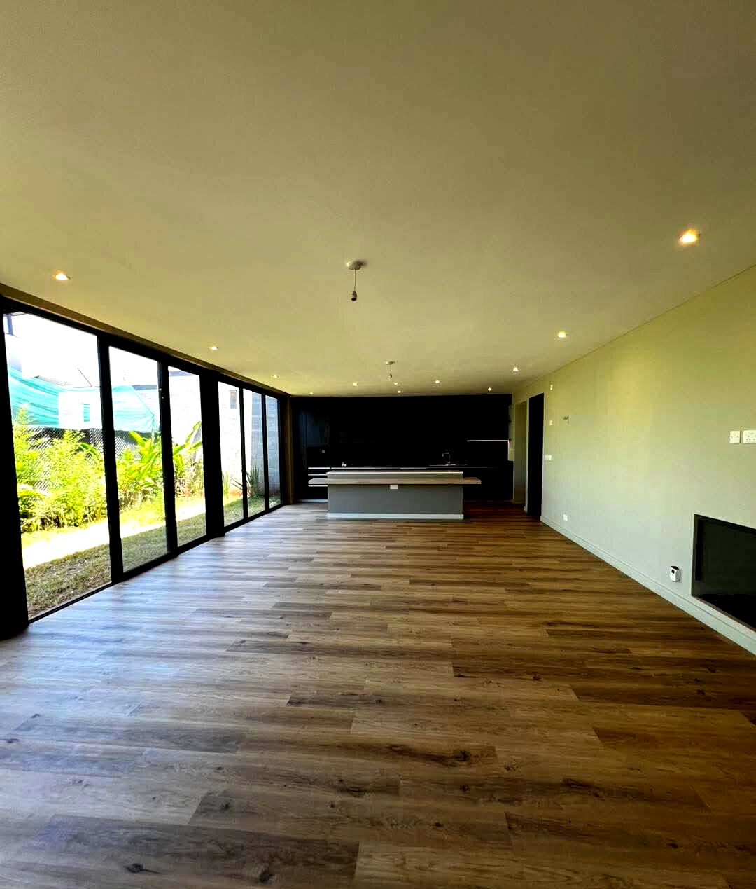 4BR Townhouse with Clubhouse, Pool & Gym - Runda